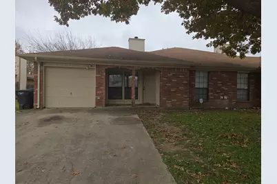 4512 Trysail Drive, Fort Worth, TX 76135 - Photo 1