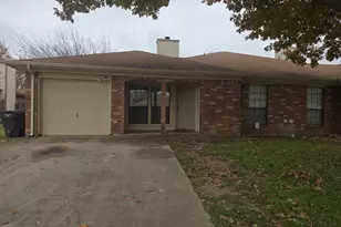 4512 Trysail Dr, Fort Worth, TX 76135 - Photo 1