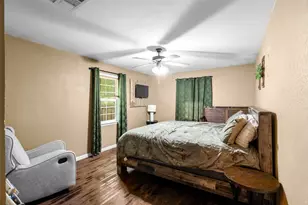 4427 Baldwin St, Dallas, TX 75210 - Photo 15