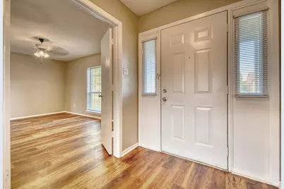 327 Southerland Avenue, Mesquite, TX 75150 - Photo 5