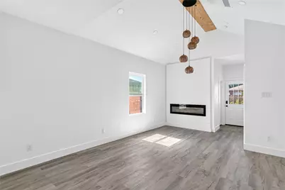 9704 Valley Mills Lane, Dallas, TX 75227 - Photo 3