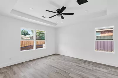 9704 Valley Mills Lane, Dallas, TX 75227 - Photo 19
