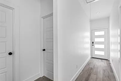9704 Valley Mills Lane, Dallas, TX 75227 - Photo 23