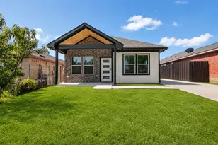 9704 Valley Mills Ln, Dallas, TX 75227 - Photo 3