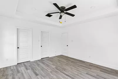 9704 Valley Mills Lane, Dallas, TX 75227 - Photo 23