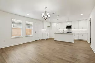 3327 Garden Ln, Dallas, TX 75215 - Photo 7