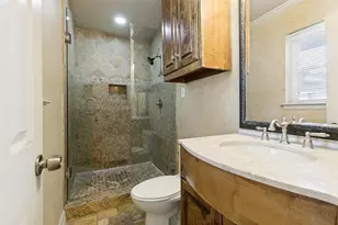 701 Brentwood Ln, Richardson, TX 75080 - Photo 9