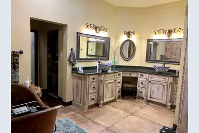 9700 Lark Lane, Fort Worth, TX 76179 - Photo 23