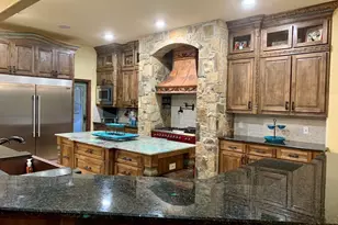 9700 Lark Ln, Fort Worth, TX 76179 - Photo 5