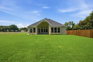 1202 Azalea Ln, Waxahachie, TX 75165 - Photo 33