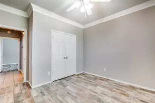 3208 Serpis, Grand Prairie, TX 75054 - Photo 11