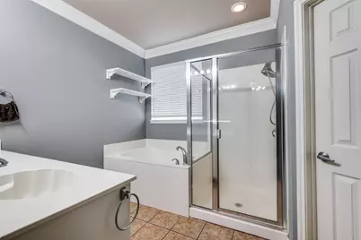 3208 Serpis, Grand Prairie, TX 75054 - Photo 5