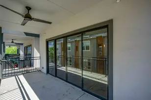 2127 Clark St, Dallas, TX 75204 - Photo 9