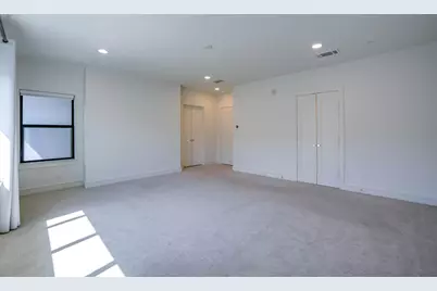 2127 Clark Street #104, Dallas, TX 75204 - Photo 17