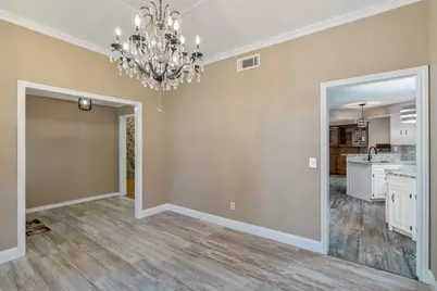 1527 Estates Way, Carrollton, TX 75006 - Photo 7