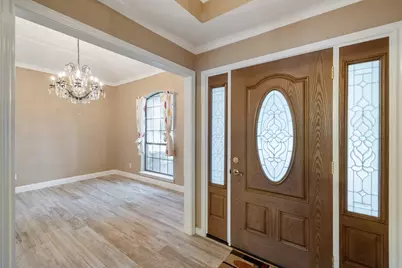 1527 Estates Way, Carrollton, TX 75006 - Photo 5