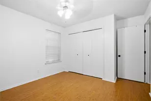 [Address not provided], Arlington, TX 76012 - Photo 9