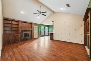 2604 S Meadow Dr, Fort Worth, TX 76133 - Photo 3