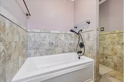 2604 S Meadow Drive, Fort Worth, TX 76133 - Photo 19