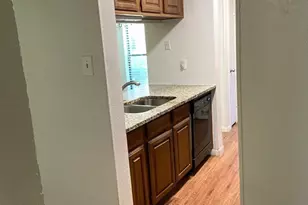 1109 Calico Ln, Arlington, TX 76011 - Photo 21