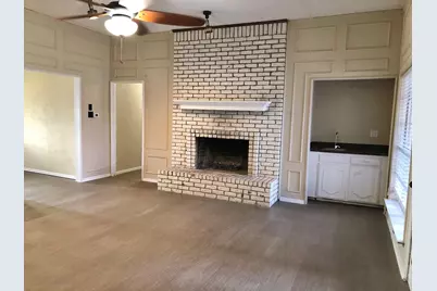 613 Trail View Lane, Garland, TX 75043 - Photo 9