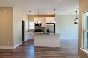 3208 NW 31st St, Fort Worth, TX 76106 - Photo 5