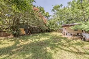 1904 Friar Tuck Dr, Arlington, TX 76013 - Photo 23