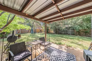1904 Friar Tuck Dr, Arlington, TX 76013 - Photo 21