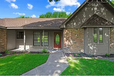 217 Paint Pony Trail N, Fort Worth, TX 76108 - Photo 3