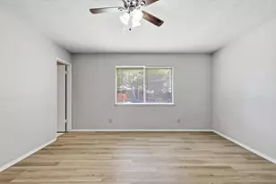 7323 Ashcrest Ln, Dallas, TX 75249 - Photo 15