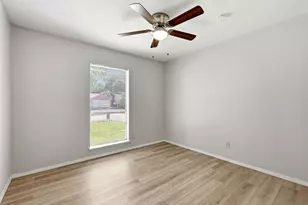 7323 Ashcrest Ln, Dallas, TX 75249 - Photo 13
