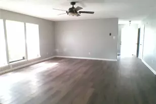 4507 Menzer Rd, Fort Worth, TX 76103 - Photo 5