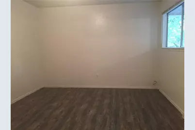 4507 Menzer Road, Fort Worth, TX 76103 - Photo 3