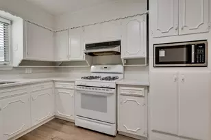 140 Joyce Dr, Argyle, TX 76226 - Photo 11