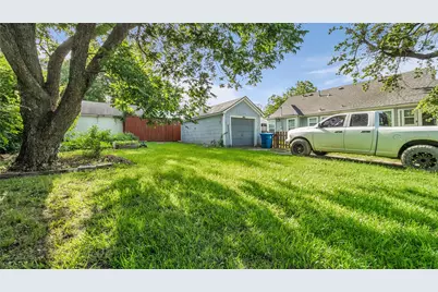 30 Parnell Street, Denison, TX 75020 - Photo 17