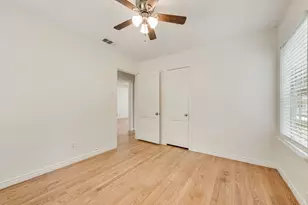 1223 Casa Vale Dr, Dallas, TX 75218 - Photo 21