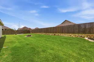 948 High Noon Dr, Fort Worth, TX 76052 - Photo 29
