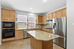 5913 Independence Ct, Rowlett, TX 75089 - Photo 9