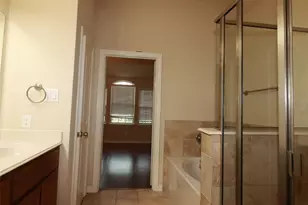913 Shelby Ln, Lewisville, TX 75056 - Photo 15
