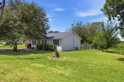313 N Church Street, Blue Ridge, TX 75424 - Photo 1