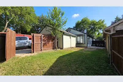 1803 Sherwood Place, Carrollton, TX 75006 - Photo 5