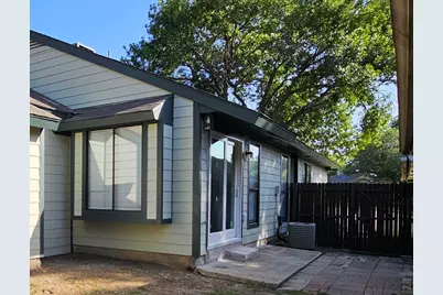 1803 Sherwood Place, Carrollton, TX 75006 - Photo 3