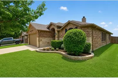 441 E Wishbone Lane, Fort Worth, TX 76052 - Photo 3