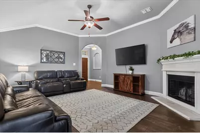 441 E Wishbone Lane, Fort Worth, TX 76052 - Photo 9