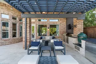 6701 Canyon Oak Ct, Flower Mound, TX 76226 - Photo 5