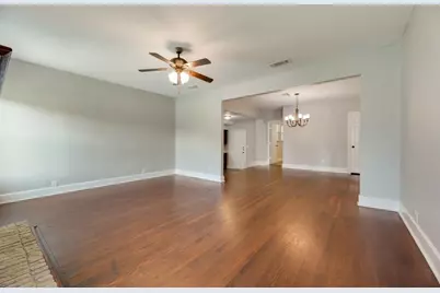 604 Casa Linda Street, Ennis, TX 75119 - Photo 7