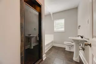 604 Casa Linda St, Ennis, TX 75119 - Photo 15