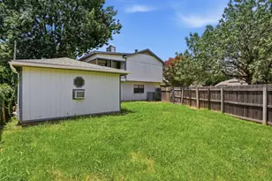 6205 Fernwood Dr, Arlington, TX 76001 - Photo 37