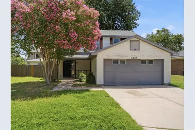 6205 Fernwood Drive, Arlington, TX 76001 - Photo 1