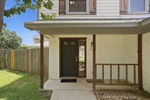 6205 Fernwood Dr, Arlington, TX 76001 - Photo 3